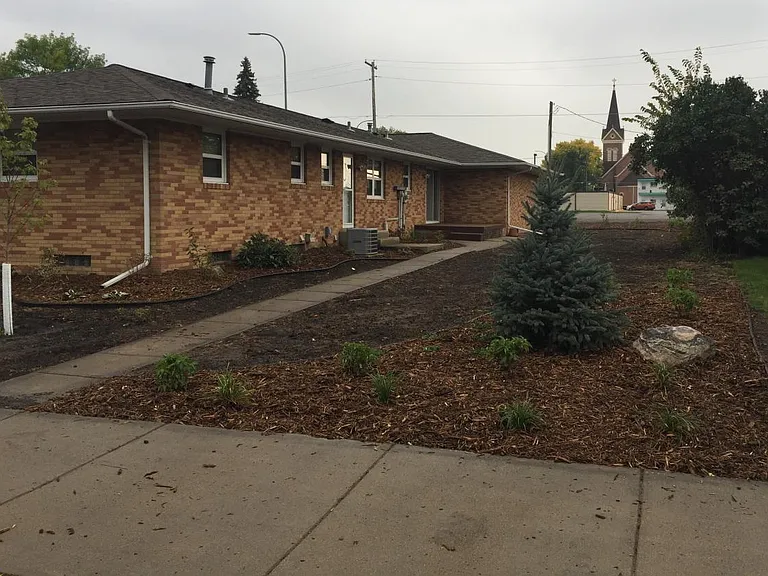 Backyard (West Side)