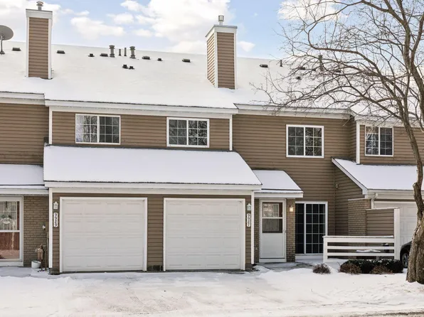 9987 Fillmore St NE, Blaine, MN 55434