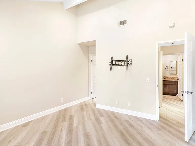 24368 Sage Ct — Photo 11