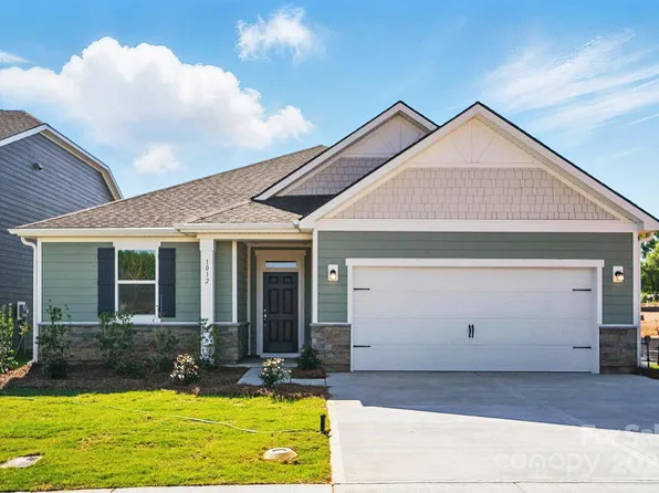 1012 Farm Branch Ct, Indian Trail, NC 28079