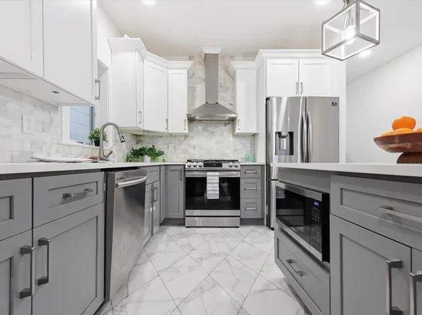 519 Liberty Avenue image 7 of 38