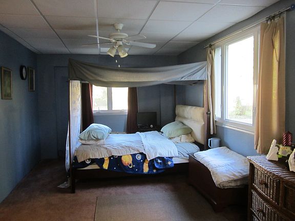Bedroom Apt 1
