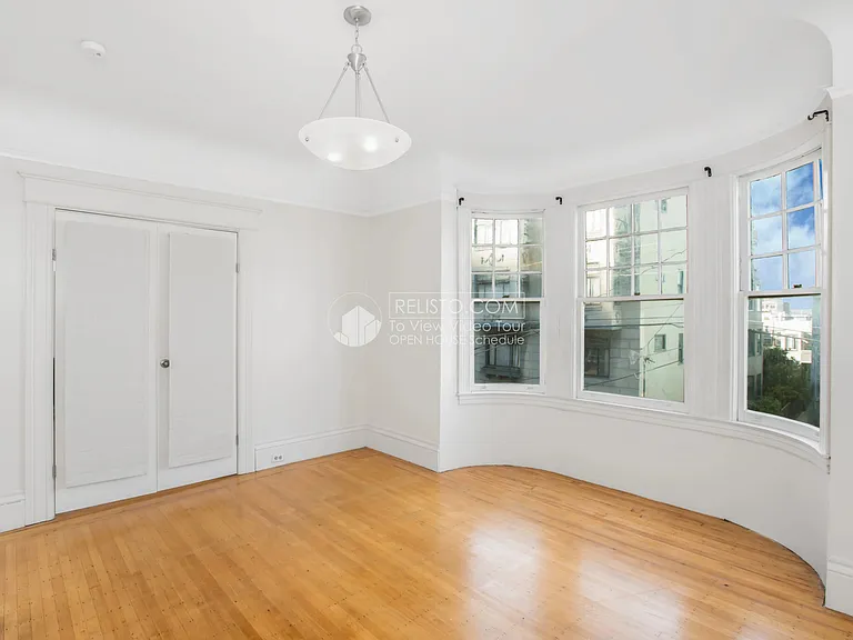 1041 Washington St #3 — Photo 6
