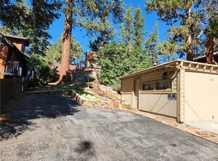 852 Ravine Rd, Big Bear Lake, CA 92315