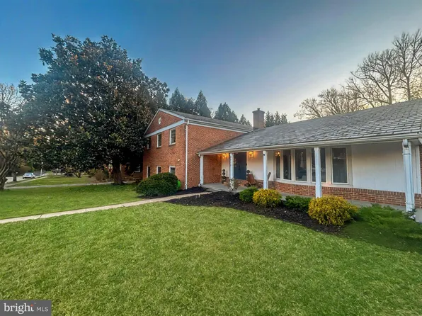 5716 Charlestowne Dr, Baltimore, MD 21212