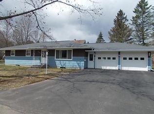 208 W 8th St, Merrill, WI 54452