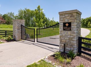 12321 Enclave Dr, Goshen, KY 40026