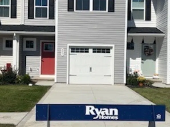 357 Rockridge Dr, Amherst, OH 44001