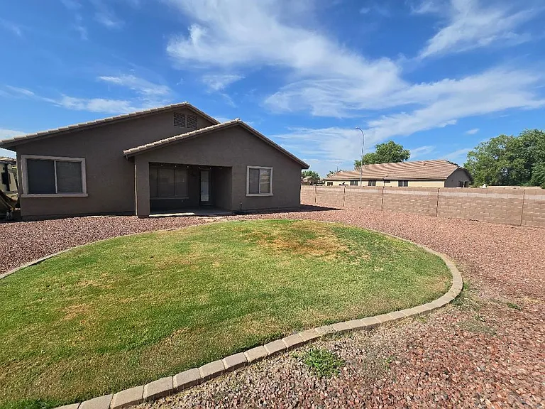 1772 E Powell Way — Photo 8