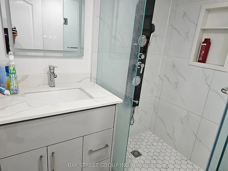 3177 Colonial Dr #1 — Photo 9