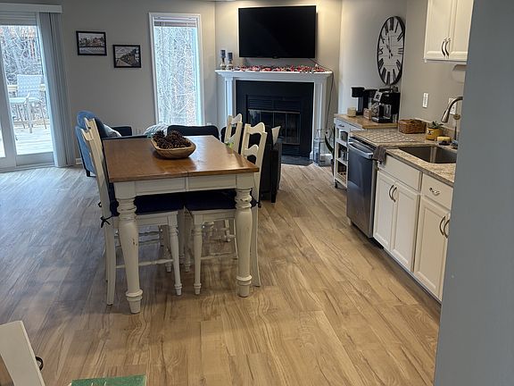 4th image of 7322 Eastgate Ln