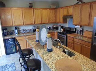 722 Skimmer Dr, Patterson, CA 95363