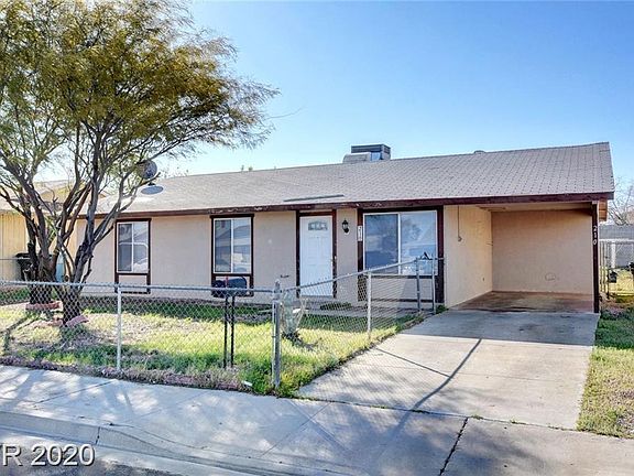 3rd image of 210 La Paz Ave