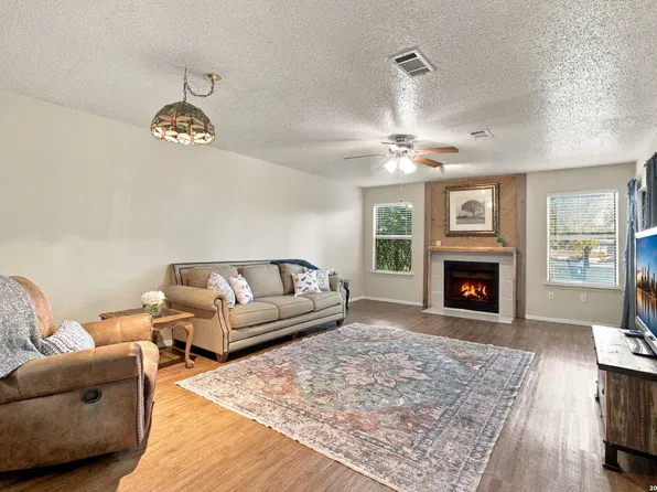 604 Highcrest UNIT 111, Granite Shoals, TX 78654