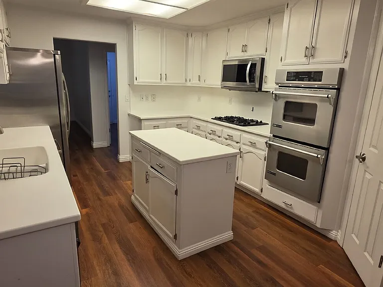10500 Attleboro Ave — Photo 8