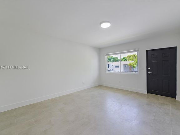 2nd image of 505 SW 7th Ct #6