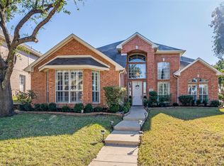 1502 Hill Creek Dr, Garland, TX 75043