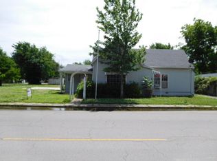 306 N Main St, Gideon, MO 63848
