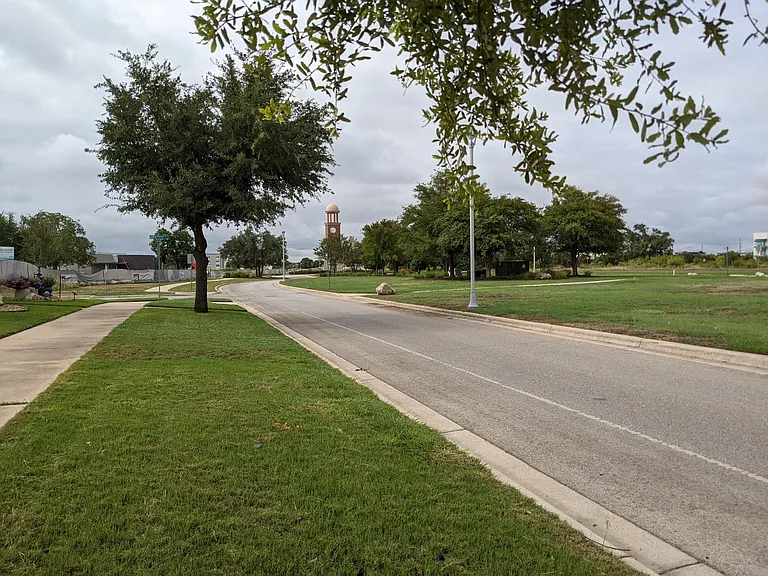 1502 Discovery Blvd — Photo 26