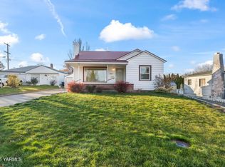 304 N 35th Ave, Yakima, WA 98902