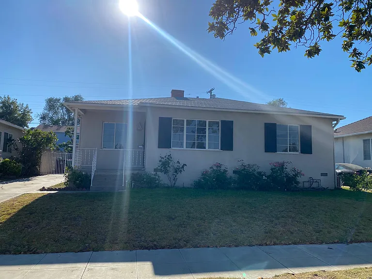 1825 S Vega St — Photo 11