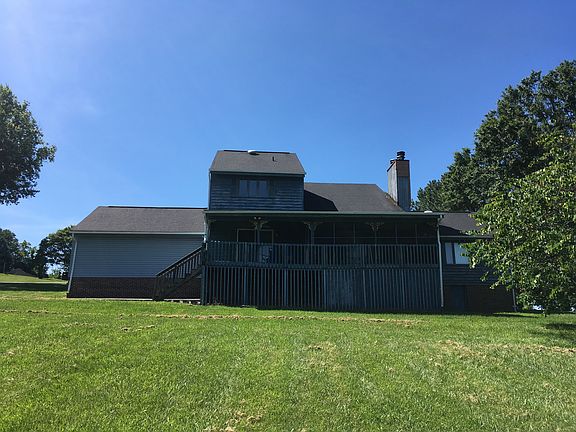 2nd image of 507 Canterbury Dr