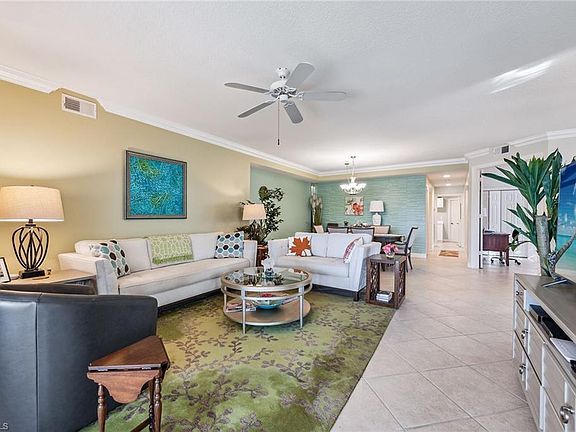4th image of 586 Laguna Royale BLVD #801