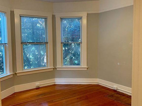 2nd image of 3909 17th St APT 8