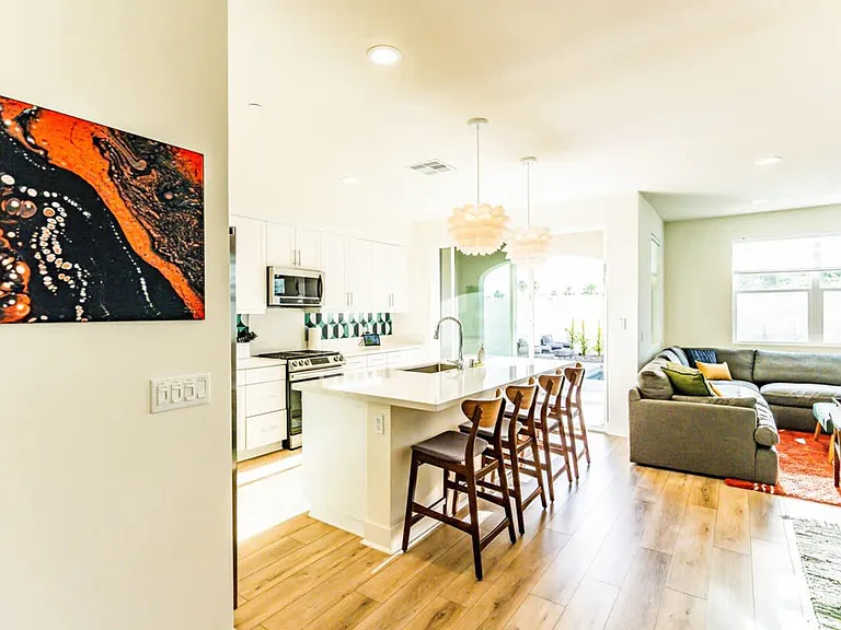 Passagio Lago Way — Photo 25