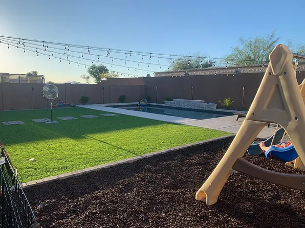 10052 E Hay Loft Dr, Florence, AZ 85132