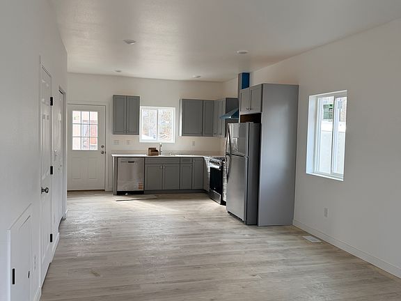 3rd image of 4121 S Birch Cove Dr #4A