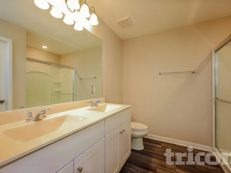14616 Maple Ter — Photo 9