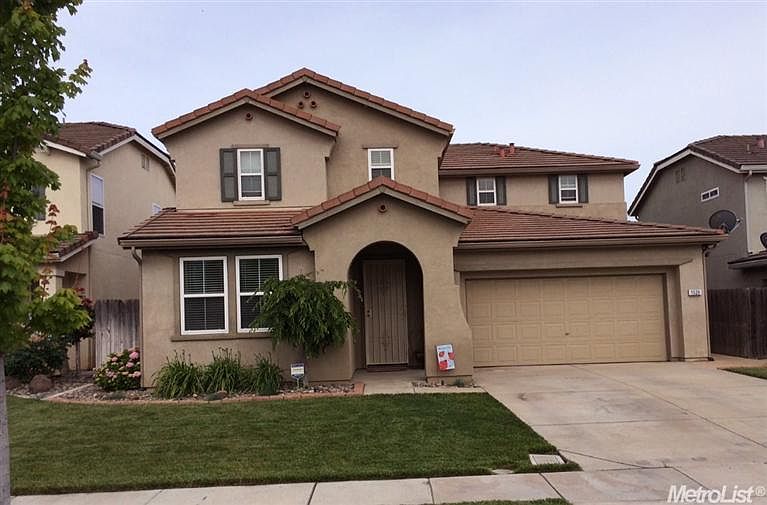 1st image of 1526 Blackbird Pl