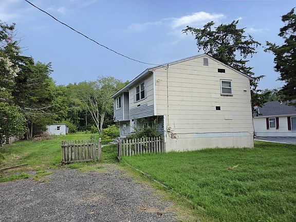 3rd image of 50 Bayshore Rd