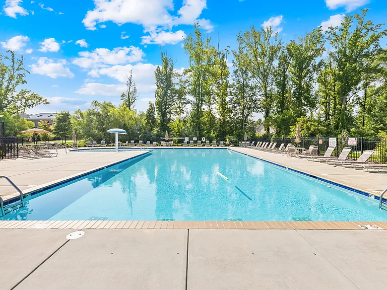 10697 Sky Chase Ave NW — Photo 37