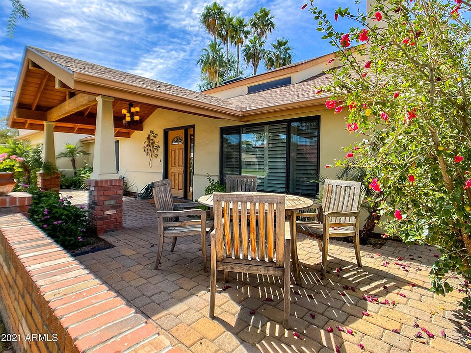 1st image of 311 W Las Palmaritas Dr