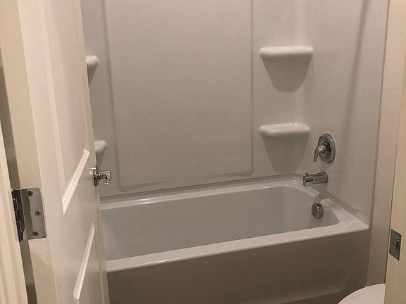 Hall bathroom - tub & shower