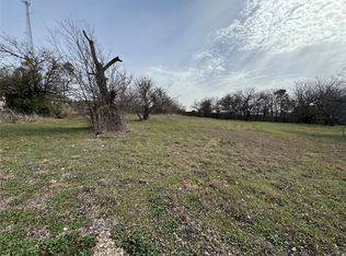721 N Houston St, Granbury, TX 76048