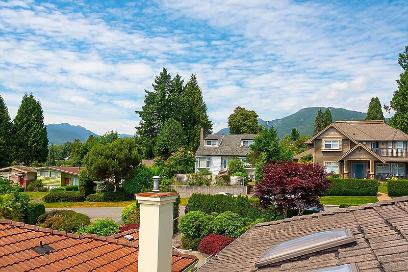 North Vancouver House for rent - 4 Bedrooms — photo 26