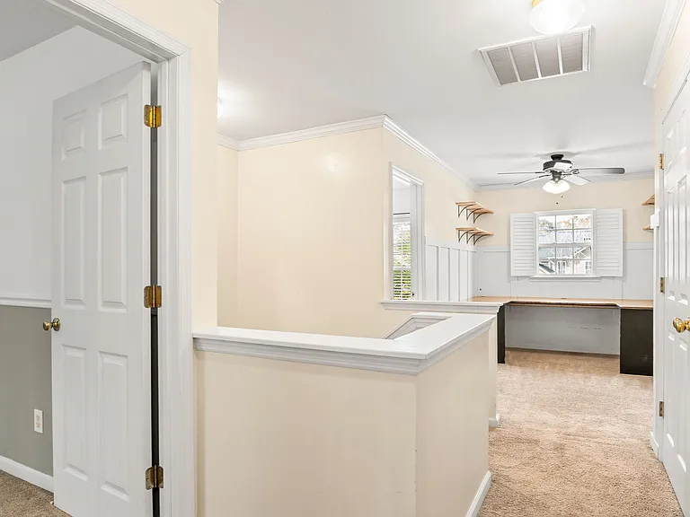 129 Towering Pine Dr — Photo 5