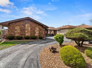 16026 90th Ave, Orland Hills, IL 60487