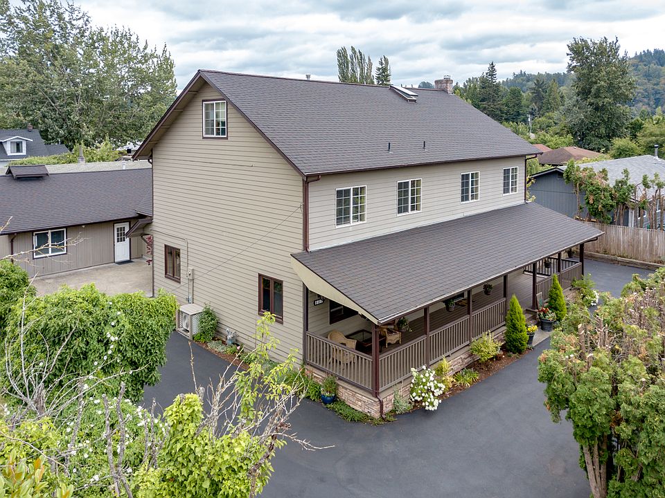 1st image of 801 16th St SE