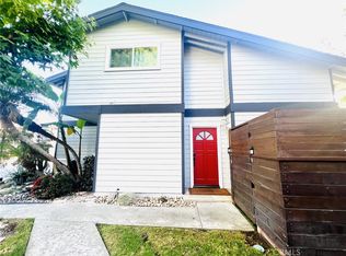 1120 Sandi Ln, Costa Mesa, CA 92627