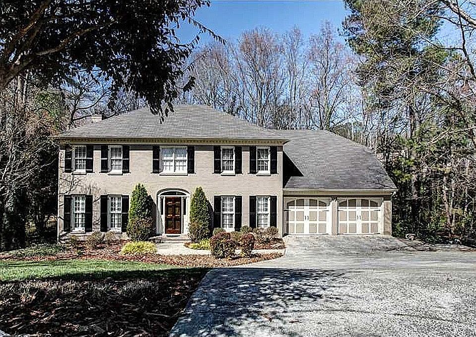 1st image of 3323 Somerset Trce SE