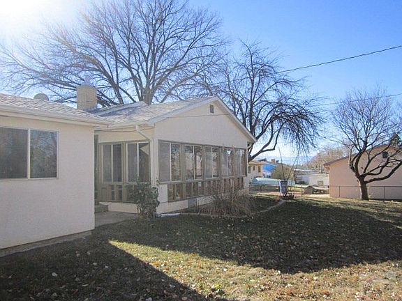 3rd image of 49 Loch Lomond Ln
