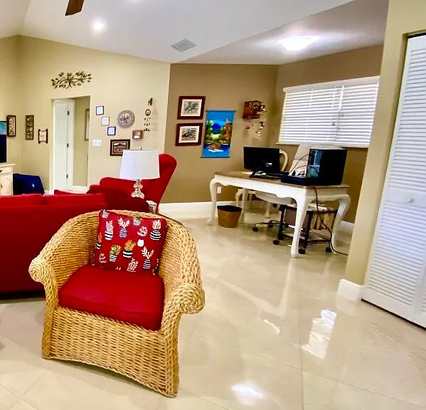 1127 E Seminole Ave #13D — Photo 6