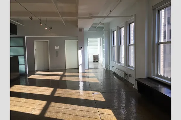 Sold by Stribling | media 12