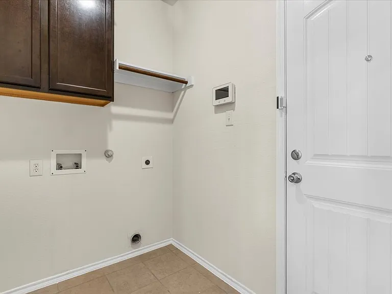 1729 Park Trails Blvd — Photo 38