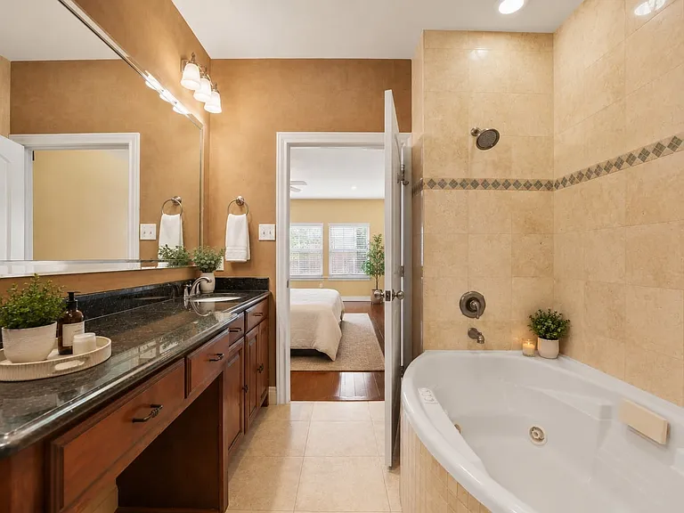 6149 Vickery Blvd #1 — Photo 7