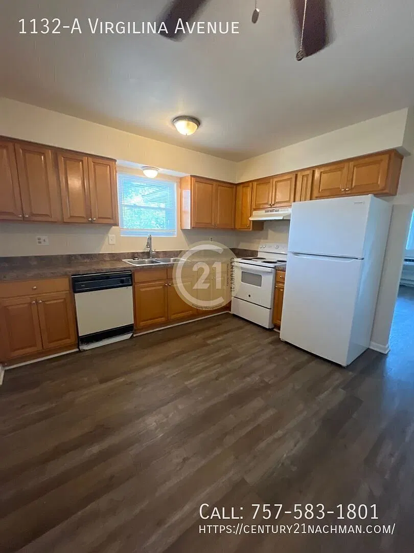 Charming 2 Bedroom 1 Bathroom — Photo 3